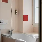 Logis & Restaurant - Le Saint-louis Hotel