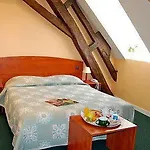 Logis & Restaurant - Le Saint-louis 3* La Suze-sur-Sarthe