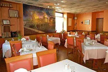 Logis Hotel & Restaurant - Le Saint-Louis Hotel 3*