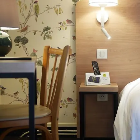 Hotel Logis Hotel & Restaurant - Le Saint-Louis 3*