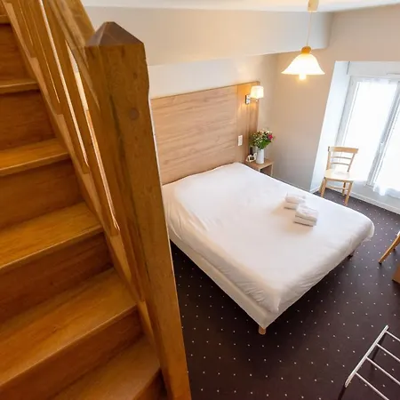 Hotel Logis Hotel & Restaurant - Le Saint-Louis