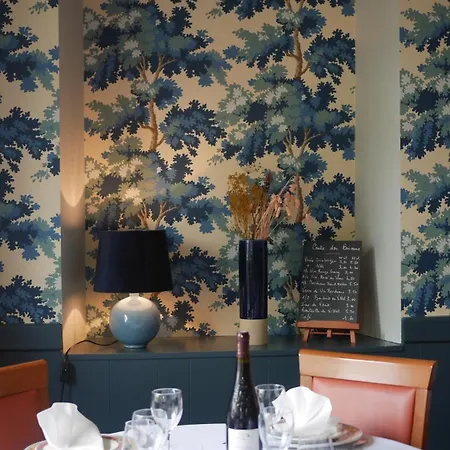 Logis Saint Louis Hotel