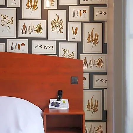 Hotel Logis Hotel & Restaurant - Le Saint-Louis La Suze-sur-Sarthe