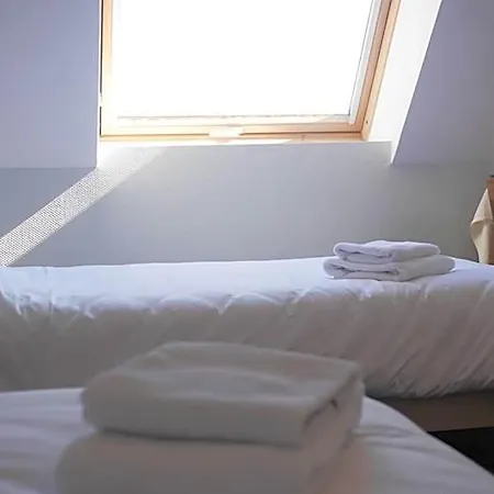 Hotel Logis & Restaurant - Le Saint-louis La Suze-sur-Sarthe