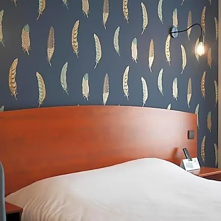 Logis & Restaurant - Le Saint-louis 3* La Suze-sur-Sarthe
