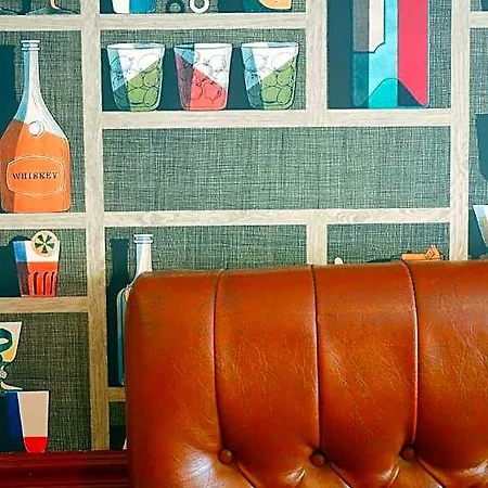 Logis & Restaurant - Le Saint-louis La Suze-sur-Sarthe