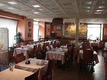 Logis Hôtel&restaurant - Le Saint-louis Hotel