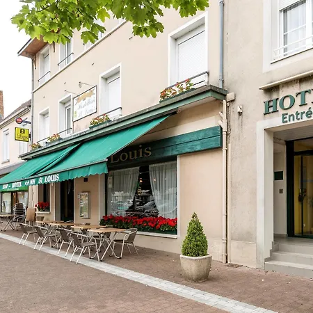 Hotel Logis Hotel & Restaurant - Le Saint-Louis